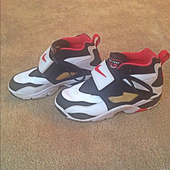 Diamond turfs - Picture 2 of 3