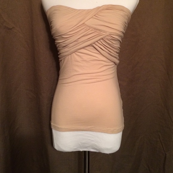 🌸❗️SOLD❗️Bebe - strapless shirt - Picture 2 of 3