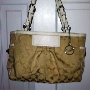 Coach Purse 👜