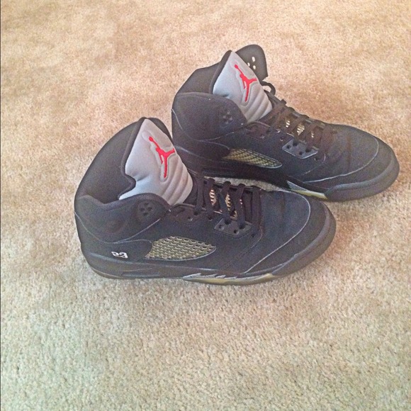 Air Jordan V - Picture 2 of 4
