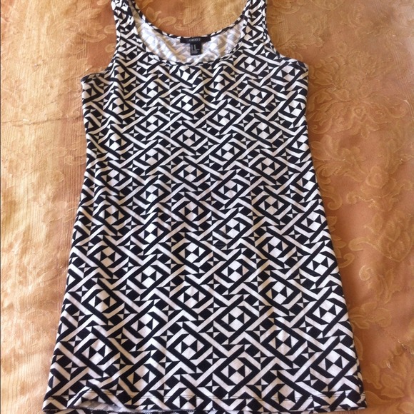 F21 White and Black Bodycon Dress - Picture 1 of 2
