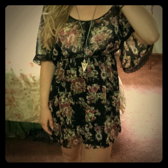 Cute boho chic dress for work or play