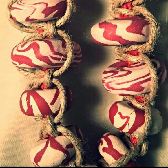 Hemp Skull Bracelet New Handmade Red White - Picture 4 of 4