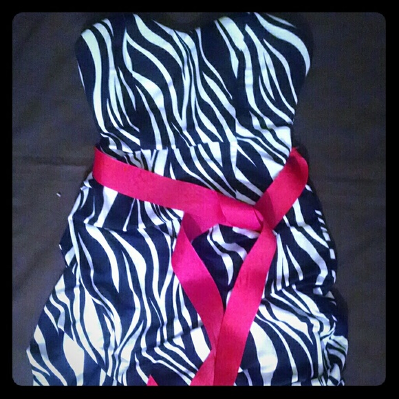 Zebra tube top