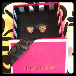 🔴SOLD🔴 Juicy Couture heart shaped earrings