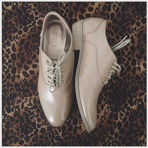 Taupe Oxfords; NWT.