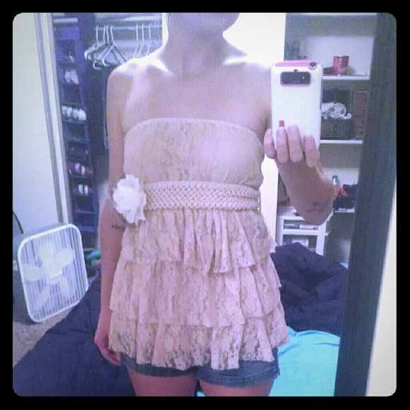 Lacy strapless top