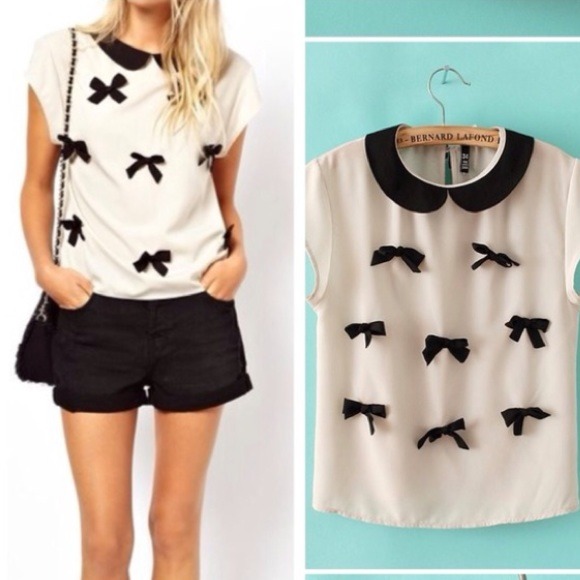 ❗REDUCED❗ Cute Bow Collared Blouse - Picture 3 of 3