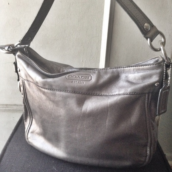 ‼️EVERYTHING MUST GO‼️Silver Coach Purse