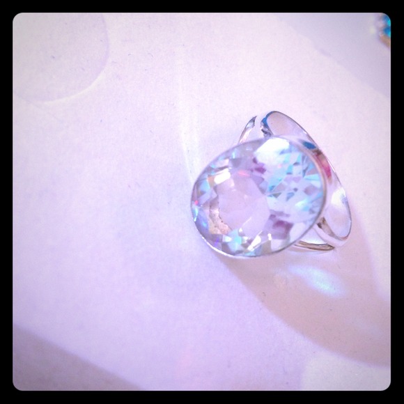 Rainbow Fire Quartz - Picture 1 of 4