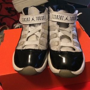 🔴🔴 SOLD 🔴🔴 Toddler concord jordans