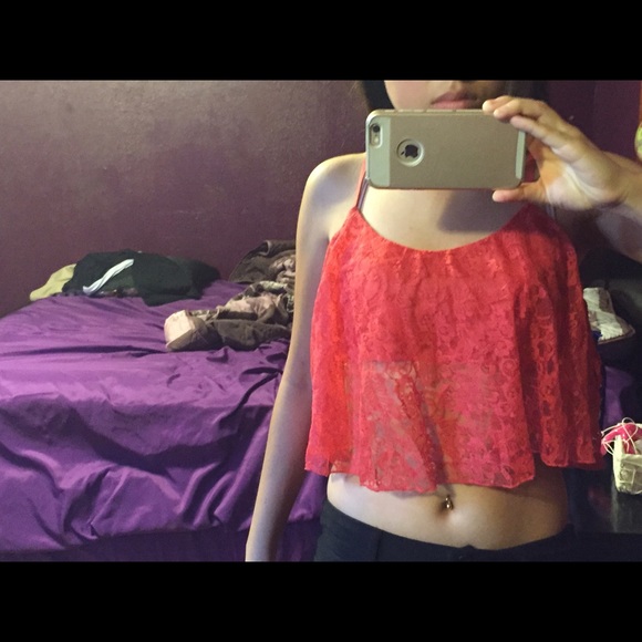 Crop top - Picture 3 of 3