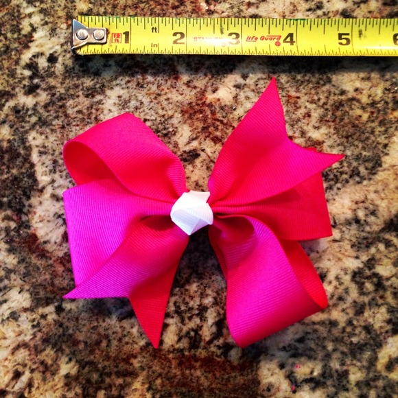 Handmade boutique bow!