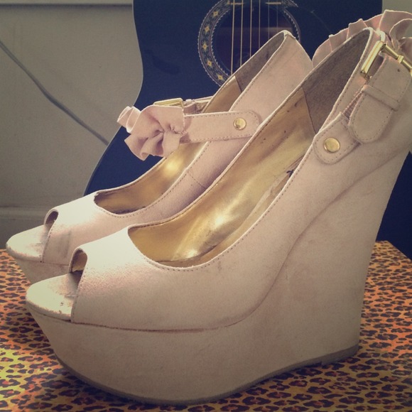 Blush Faux-suede Wedges