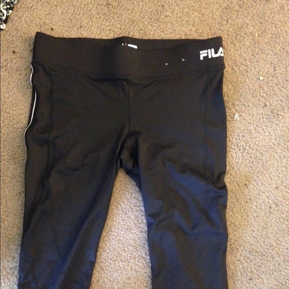 FILA running capris