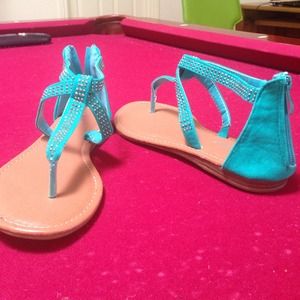 🔱Studded Sandals!🔱