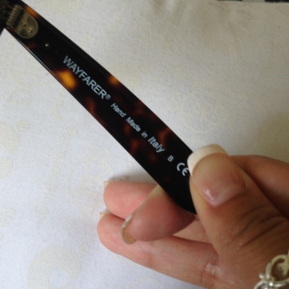 Ray Ban Wayfarers - Picture 3 of 3
