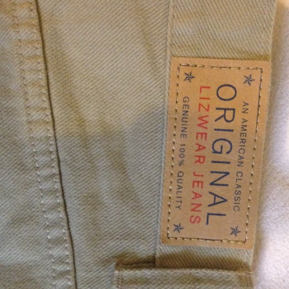 Liz Claiborne Classic Fit jeans - Picture 3 of 3