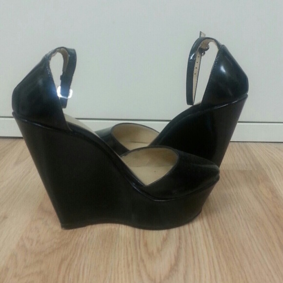 Zara Wedges