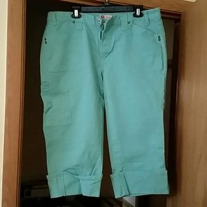 Teal cuffed Capri pants