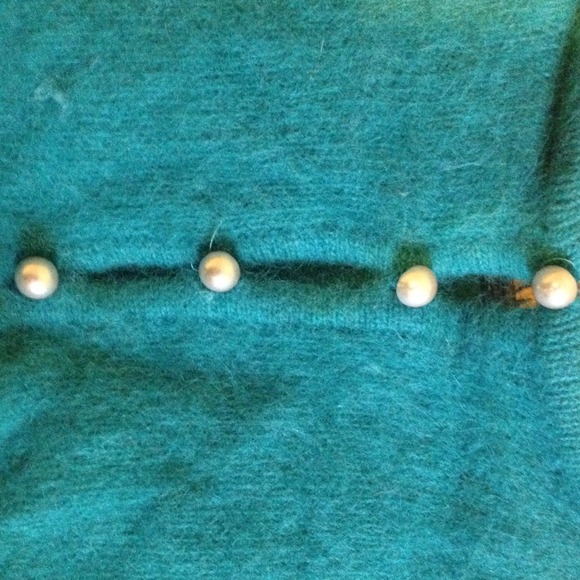 **NEVER BEEN WORN** Viewpoint shirt - Picture 3 of 3