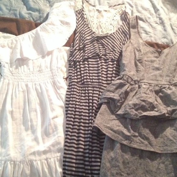 BUNDLE!!!! - Picture 2 of 4