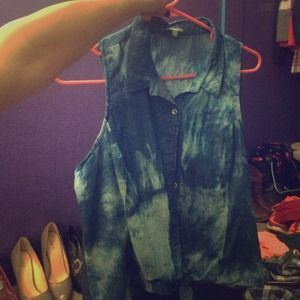 Jean top,tie dye.