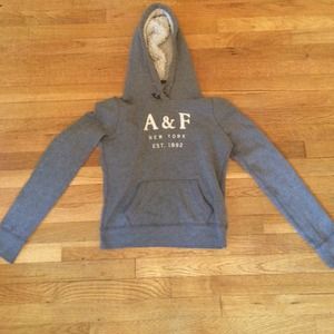 Abercrombie & Fitch Sweatshirt
