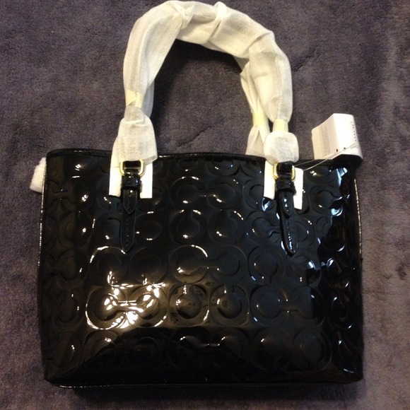 SOLD Authentic Coach Tote NWT - Picture 3 of 4