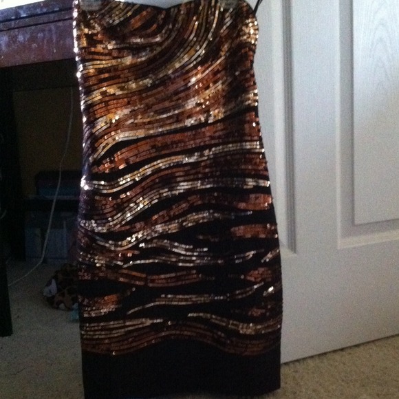 Strapless dress