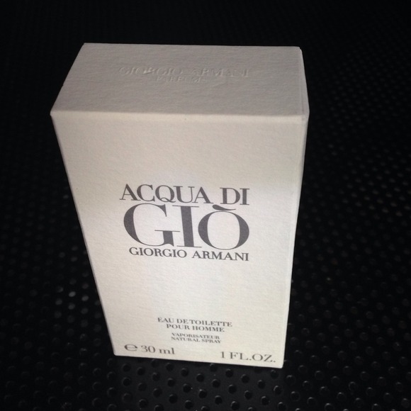 Authentic men's Acua Di Gio cologne