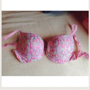 Victorias Secret bra 36B