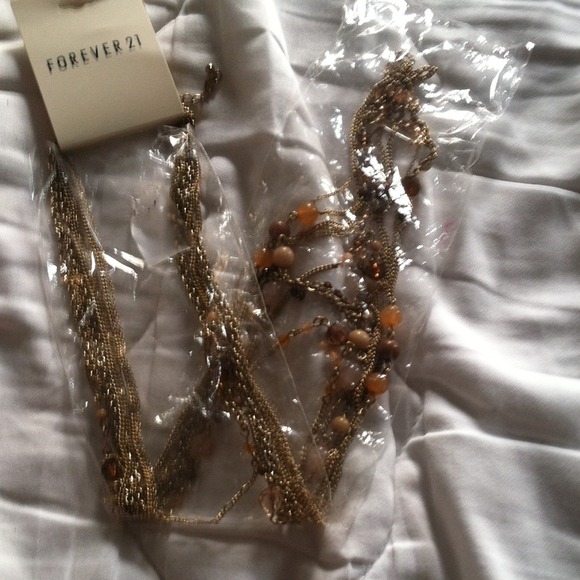 Forever 21 necklace