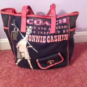 Coach "Bonnie Cashin" pocketbook!