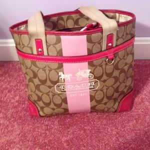 Small authentic coach leather bag