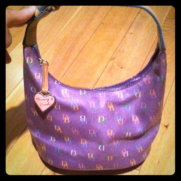 💯authentic Dooney & Bourke purse