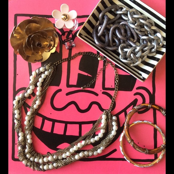 J. Crew Pearl and Chain Necklace - Picture 1 of 1