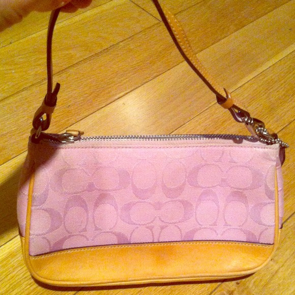 💯authentic pink coach purse
