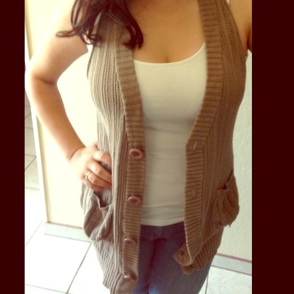 Tops - Light Brown knitted cardigan