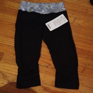 Lululemon running crops! ONLY TRADE LULU FOR LULU!