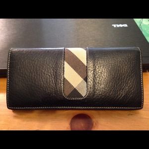 Burberry wallet
