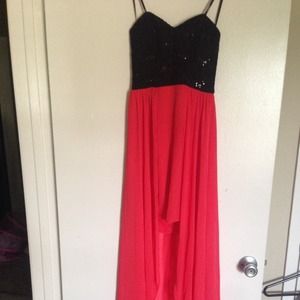 🌹Red and black formal/prom gown!🌹