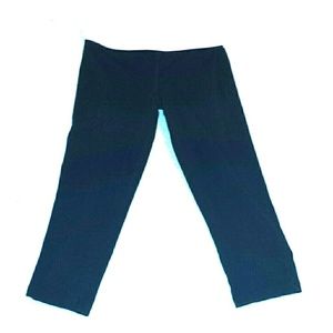 cropped yoga pants