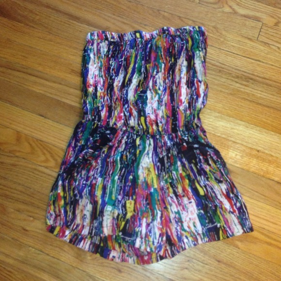 Romper - Picture 2 of 3