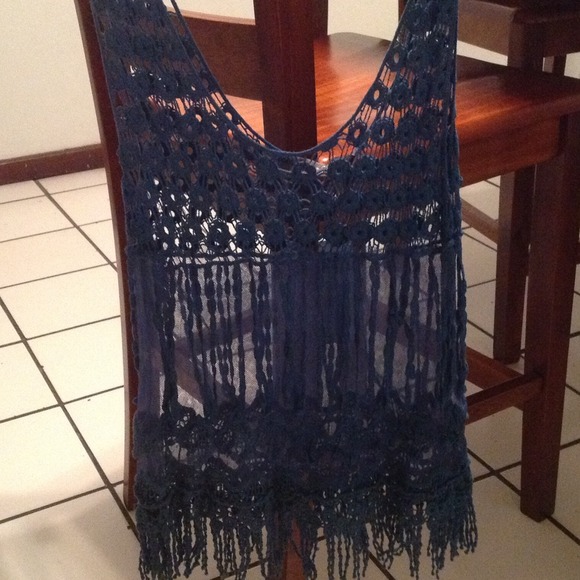 Embroidered top - Picture 1 of 4