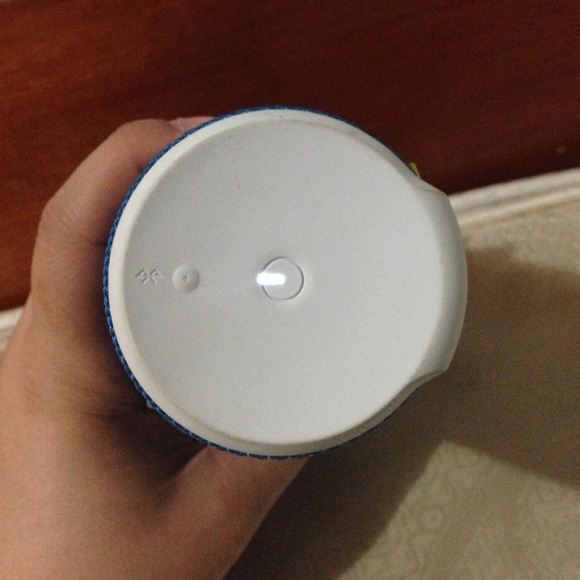 UE Boom speaker - Picture 4 of 4