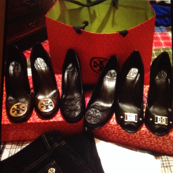 SOLD💢💢Autentic tory burch - Picture 2 of 2