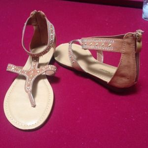 🔱Tan Sandals!!!🔱