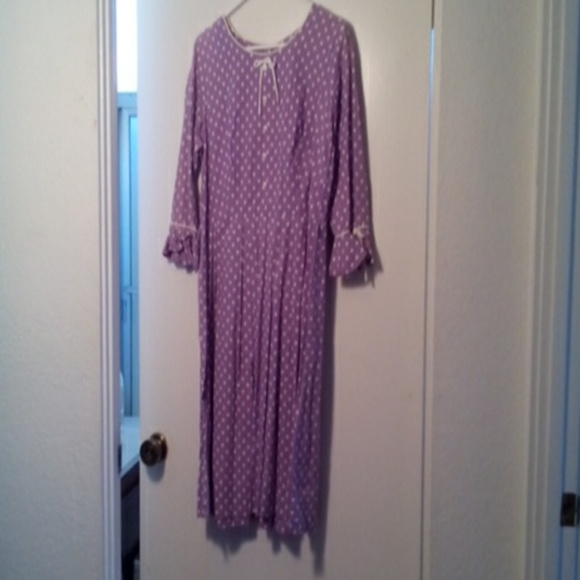 Vintage lavender & white polka dot  summer dress - Picture 2 of 4
