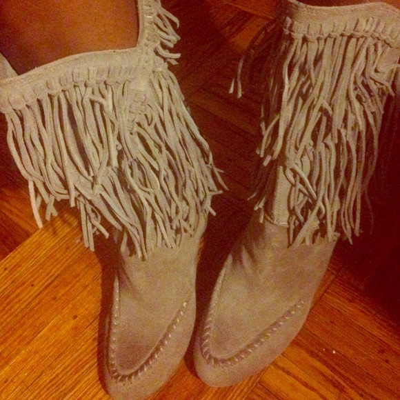 💎Reduced 150⬇️ 💎To die for Darling Fringe Boots
